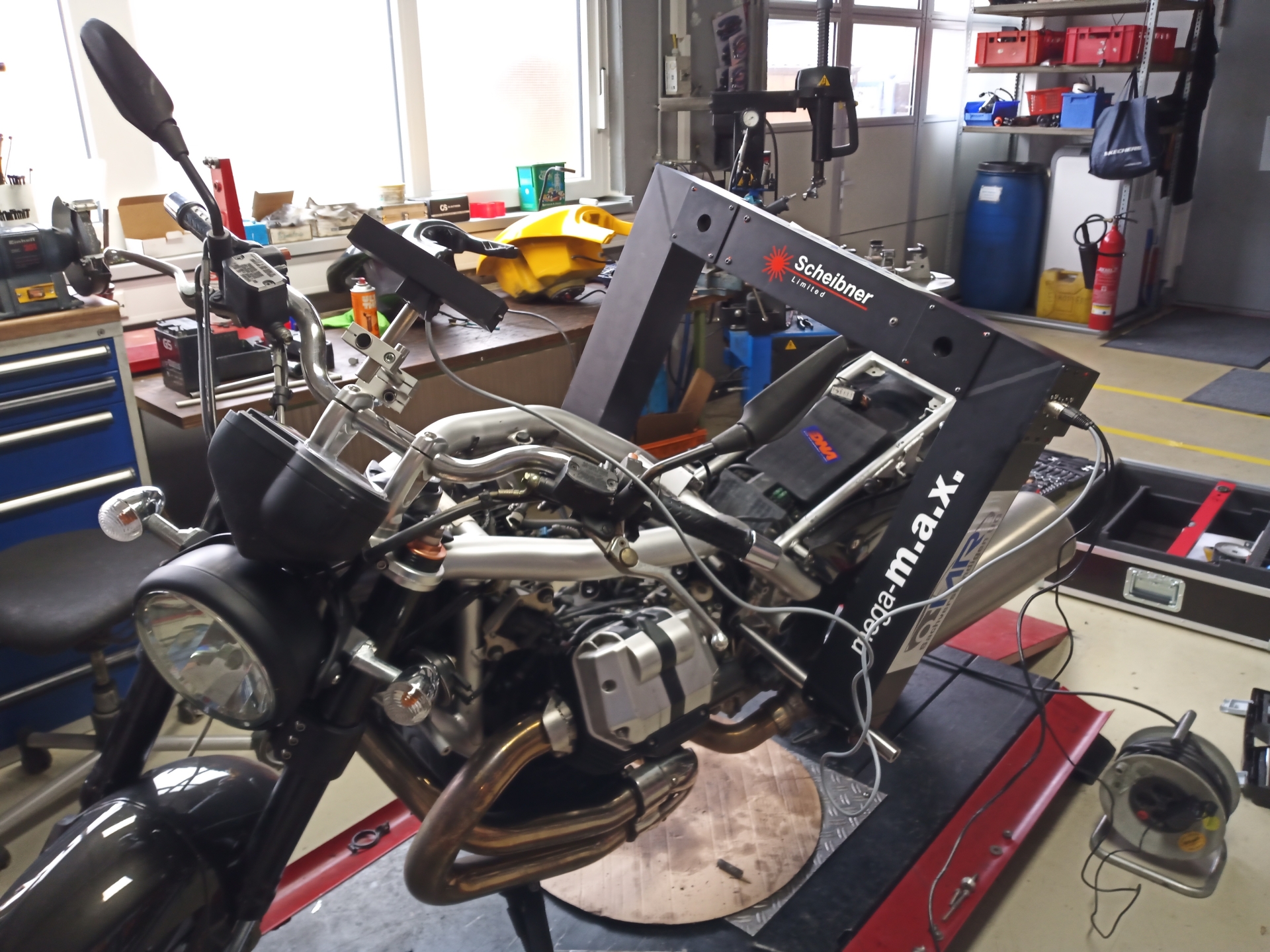 Griso mit Rahmenmeßlehre