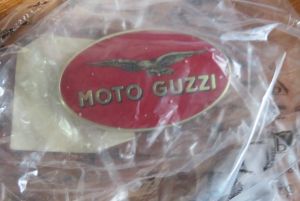 Tankemblem Moto Guzzi Centauro links