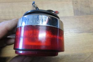 14474900-1ge' , 'Rücklicht V7 Sport Rund, chrom gebr.