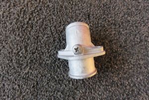 Ansaugkrümmer V65 rechts  gebraucht