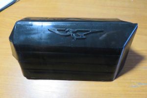 Anlasserabdeckkappe MG kl. u. Gr.Mod. mit Adler