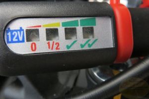 Batterieladegerät Schnellanschluss-Kabel mit Batteriestatusanzeige