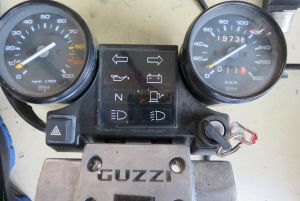 Instrumentenkonsole 180 km/h Nevada 350 mit Kabel gebr.