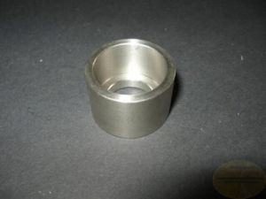 Distanzbuchse 130/90-16