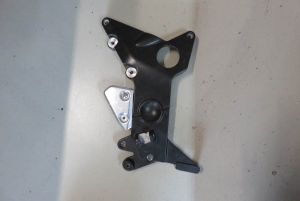 Fußrastenträger Griso rechts gebraucht