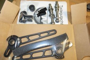 101630-F24' , 'Fußrastenanlage ABM classico universal mattschwarz