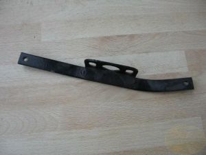 Halter Tankspoiler vorne V65 Lario NML