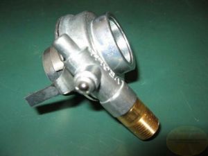 31762562' , 'Tachoantrieb V750 Nevada neu mit Distanz