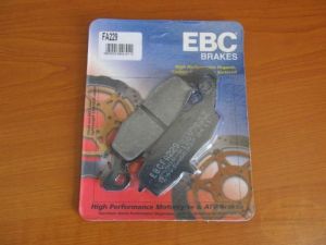 800163886' , 'Bremsbelag Suzuki (EBC Standard) FA229 z.B. Suzuki SV650