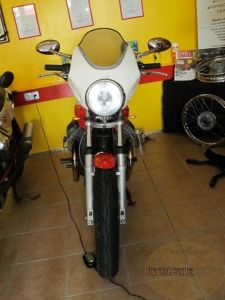 800163900' , 'Lenkerverkleidung V11/V10 Centauro unlackiert