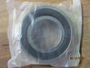 92204230' , 'Lager Stützlager Kreuzgelenk gr.Mod