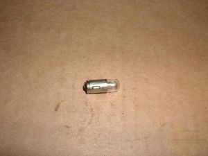 999200186' , 'Glühlampe 12V  2W  Metallsockel f.Instr.